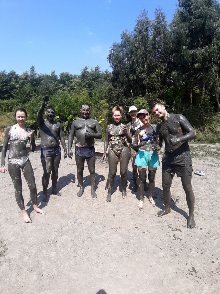 Горячие источники Кындыг. Грязевые ванны