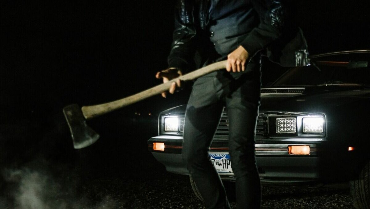     В Ставропольском крае огласили приговор местному жителю, который напал с топором на машины полицейских, сообщили в региональной прокуратуре.