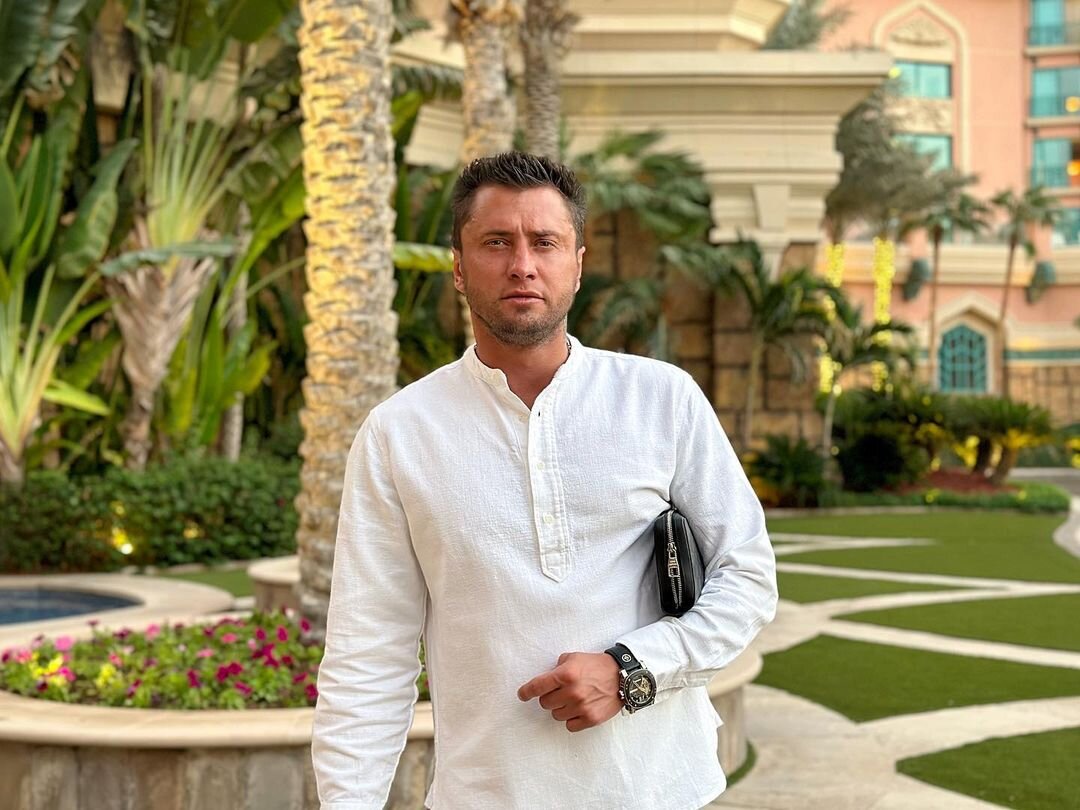    Павел Прилучный заверил, что прекрасно отдохнул в ДубаеСоцсети Павла Прилучного
