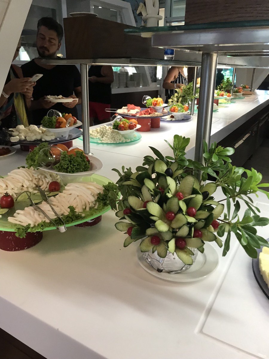 Огуречные цветы. Фото автора