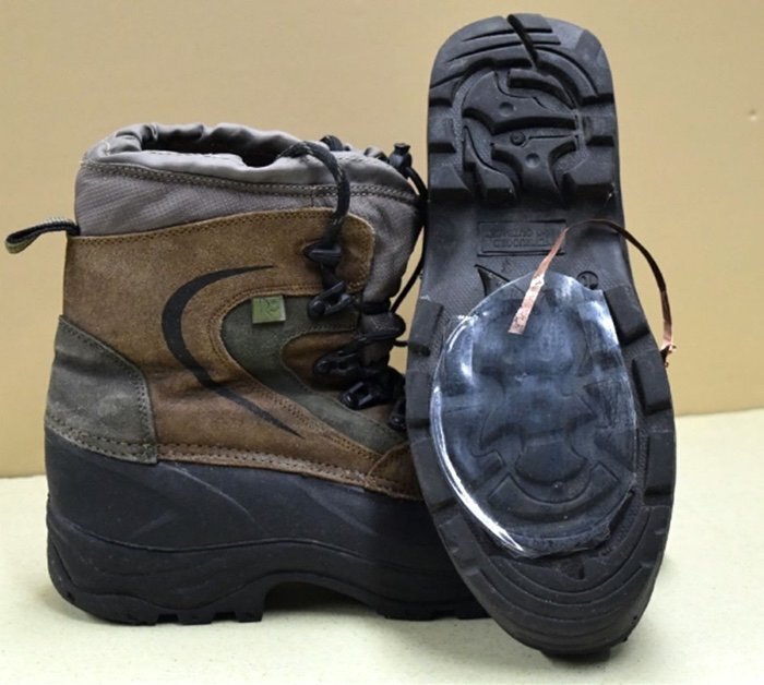 Genius в походном ботинке