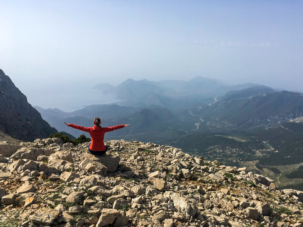 Фото сделано в мае 2018 года с подъема на гору Тахталы-Даг