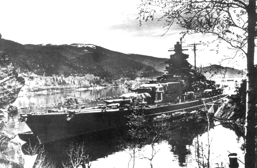 Линкор «Тирпиц» в Альтен-фьорде