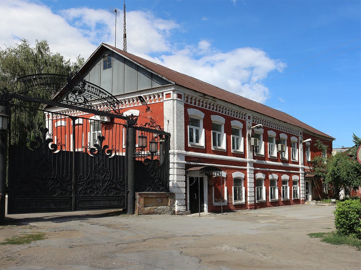 Бывший спиртзавод серебряные пруды. Серебряно прудский спиртзавод. Александровский спиртзавод 14 основан при иване грозном. Спиртзавод серебряные пруды. Спиртзавод серебряные пруды.