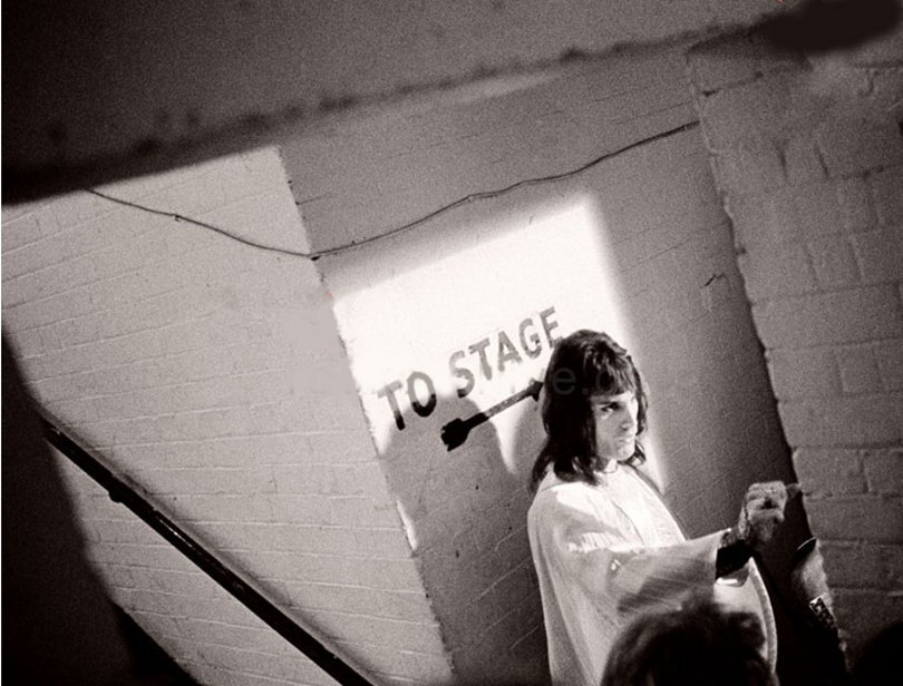 Фредди приглашает нас на сцену - ноябрь 1974 - Лондон