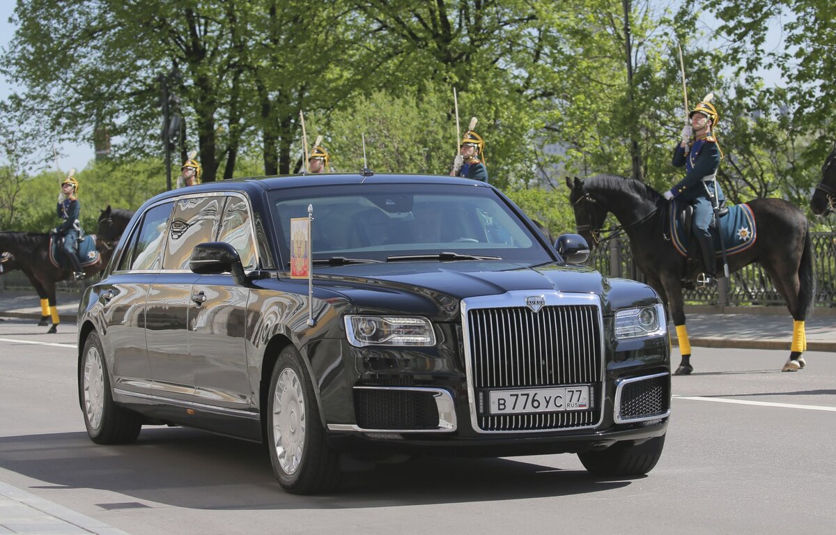 Бронированный Aurus Senat Limousine L700 Путина. 2018 год. Источник: Яндекс.Картинки