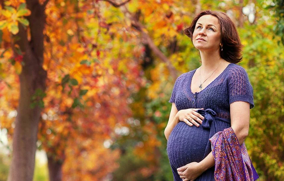 Беременные женщины. Беременные женщины в возрасте. Поздняя беременность.