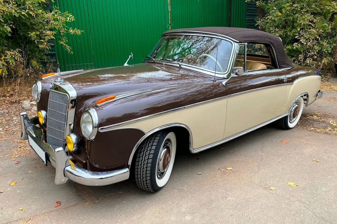 Mercedes Benz 220 1954
