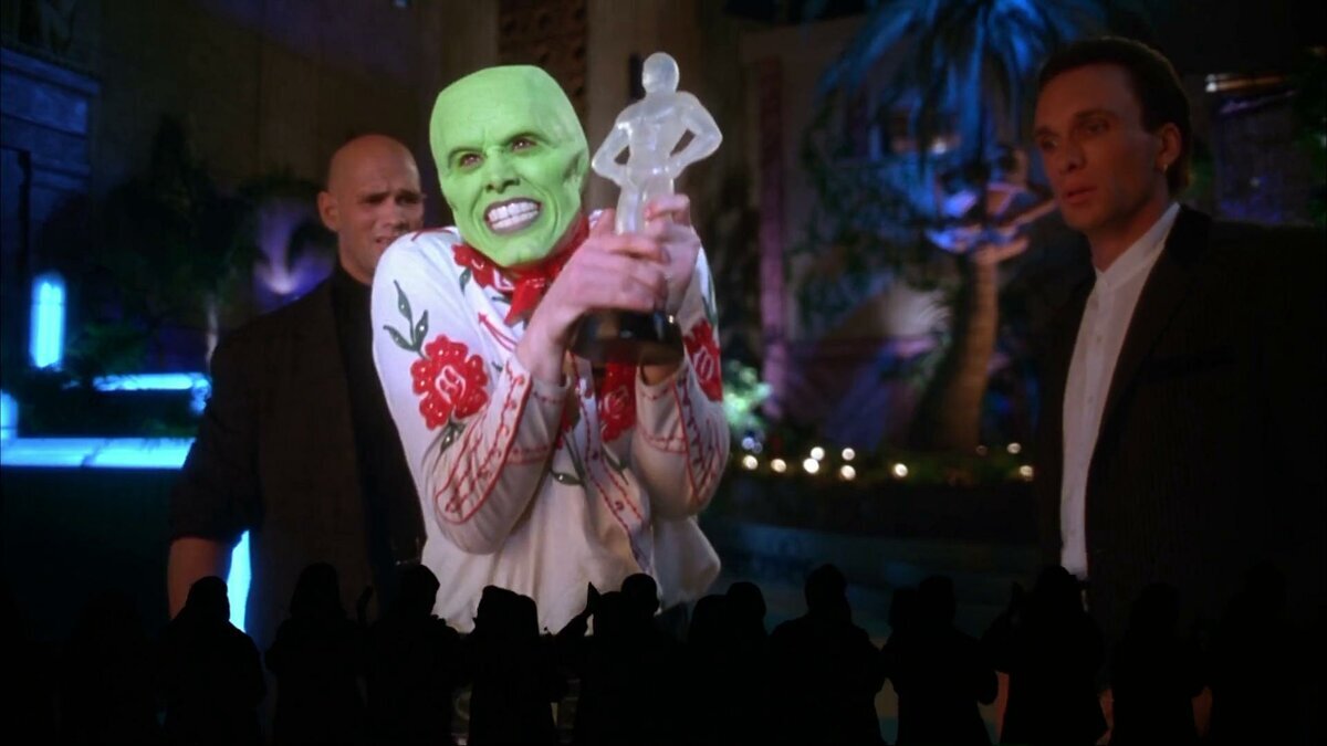 (Здесь зрители аплодируют, аплодируют! Кончили аплодировать (с))