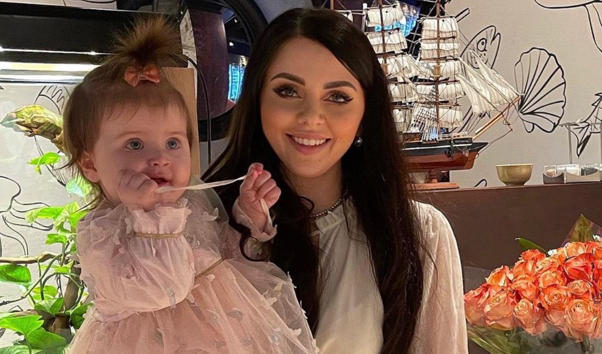 Оля рапунцель. Ольга рапунцель. Муж рапунцель дом 2. Дом2 ольга и дмитрий дмитриенко. Ольга рапунцель фото.