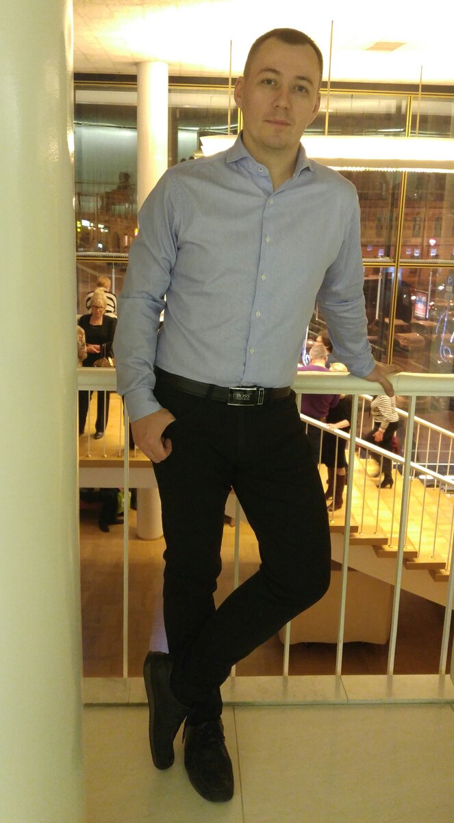 За пару месяцев до перелома ключицы, февраль 2016 года.