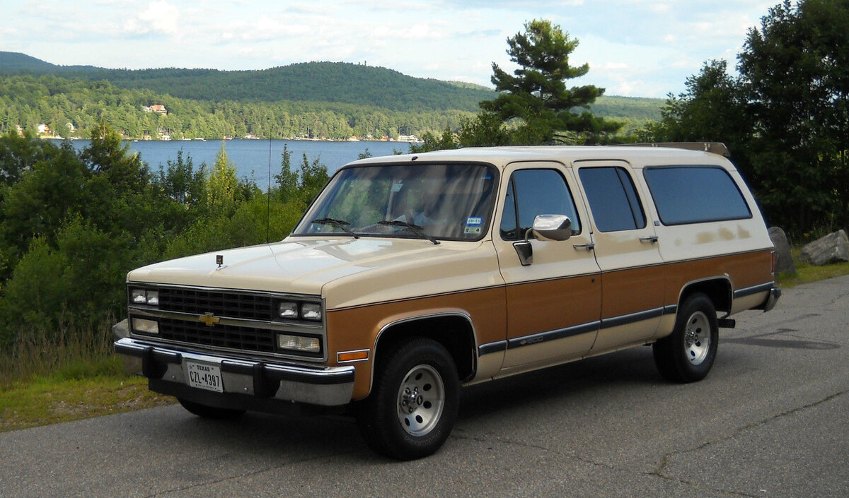 Chevrolet Suburban, 1991