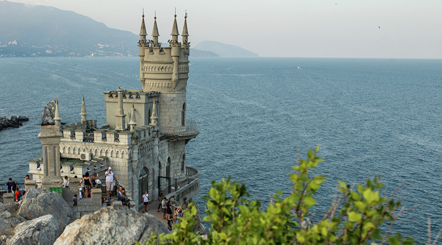 Замок «Ласточкино гнездо» / Турпортал Крыма, Константин Крестьянинов