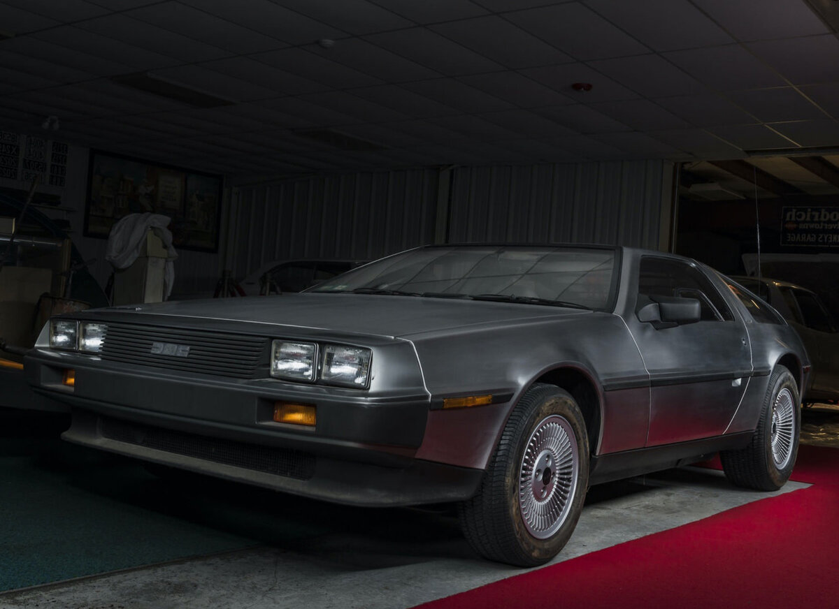 delorean dmc-12