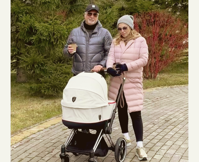 Валерий Меладзе и Альбина очень рады появлению Агаты