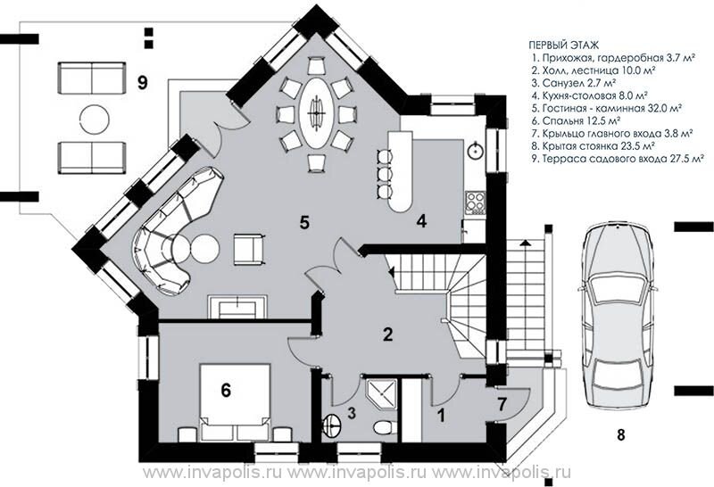 Первый этаж - общее пространство и спальня хозяев