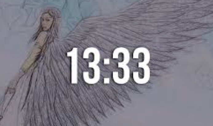 13:33 на часах.