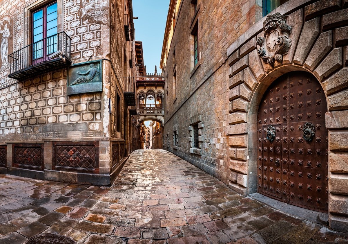 Готический квартал в барселоне фото