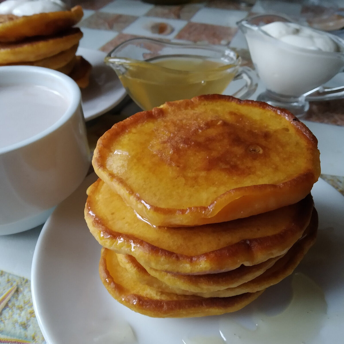 Очень вкусно с жидким цветочным медом. Двойная польза на завтрак