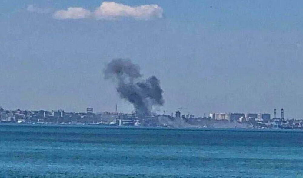 Ракетный удар по одесскому порту. Фото из открытых источников.