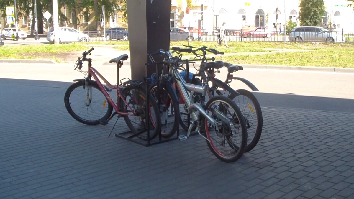    Ивановец с трудной судьбой украл оставленный без присмотра велосипед