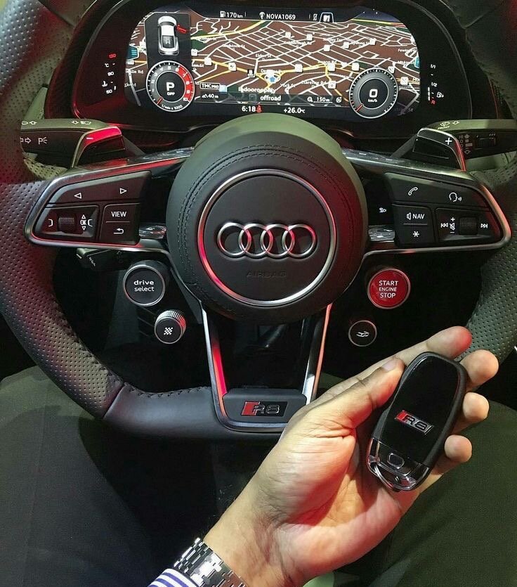 Таким образом, Ауди дает это ощущение моментального ускорения и спортивной езды.