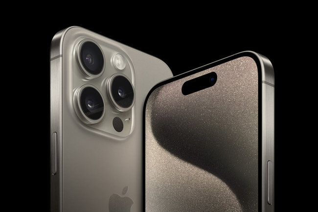    iPhone 15