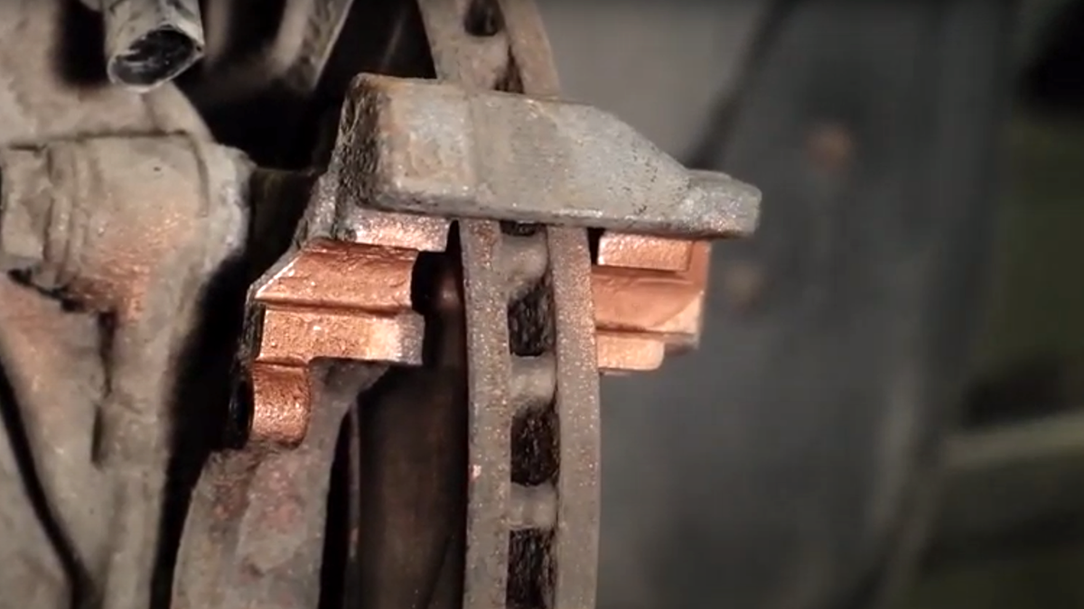 Медная смазка на тормозах автомобиля