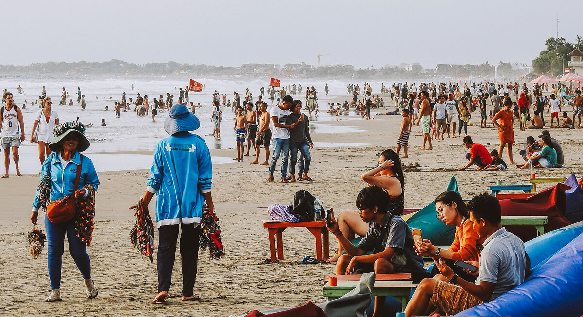 Фото взято с https://perito-burrito.com/posts/bali-overtourism