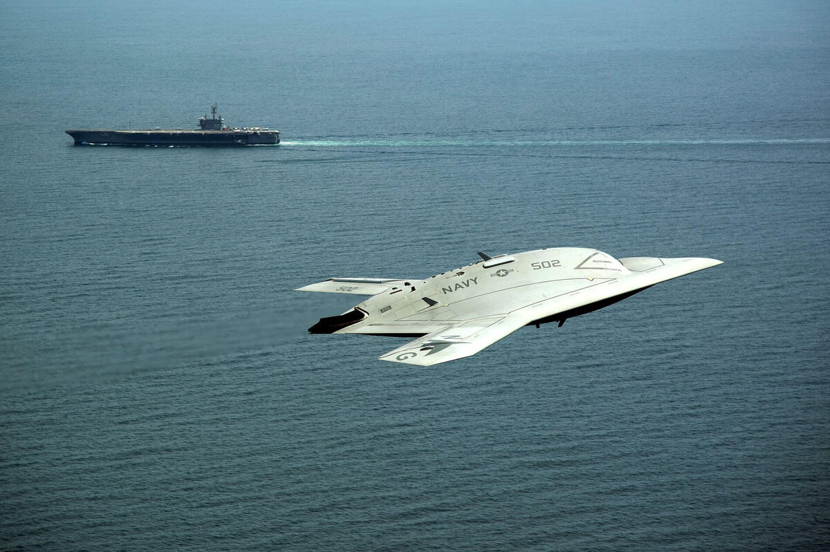X-47B (Photo: U.S. Department of Defense / Wikipedia) 

