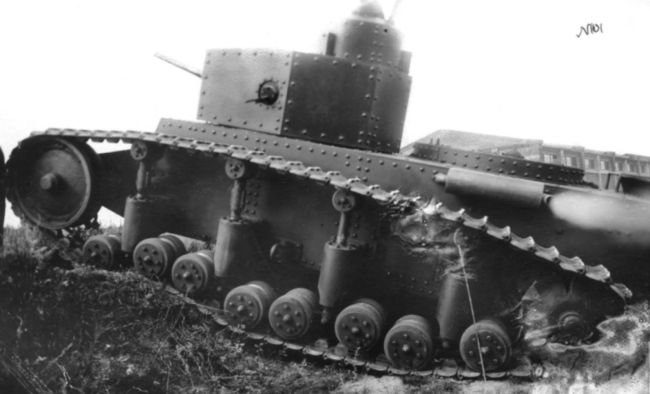 Маневренный танк для РККА - Т-12.