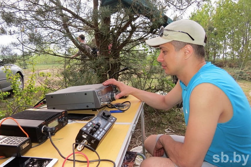 Отдельная тема - работа из полей. Что может быть лучше полевого выхода солнечным воскресным днём с любимым аппаратом?