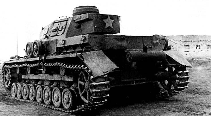 Немецкий трофейный танк Pz-4. Источник:topwar.ru