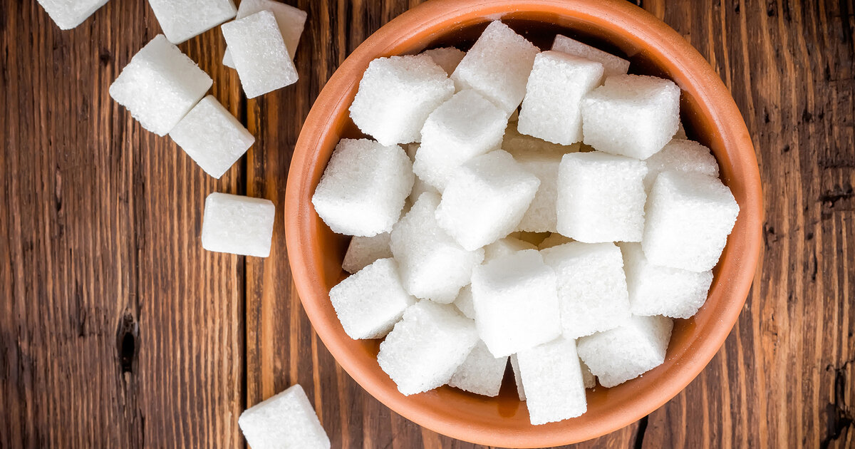 Заменить сахар фруктами. Чем заменить сахар. Сахар вреден. Замена сахара. Очищенные сахара что это.