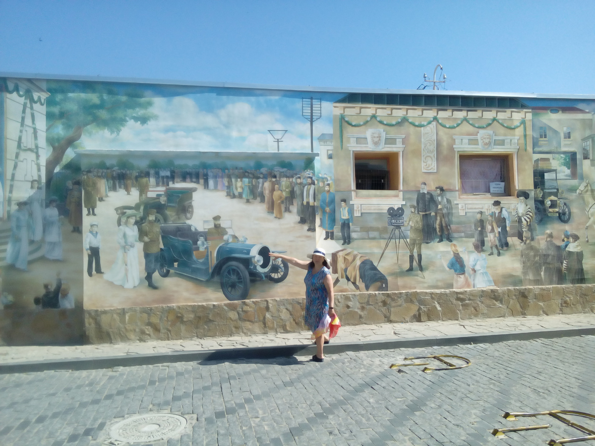 В Евпатории на исторической улице