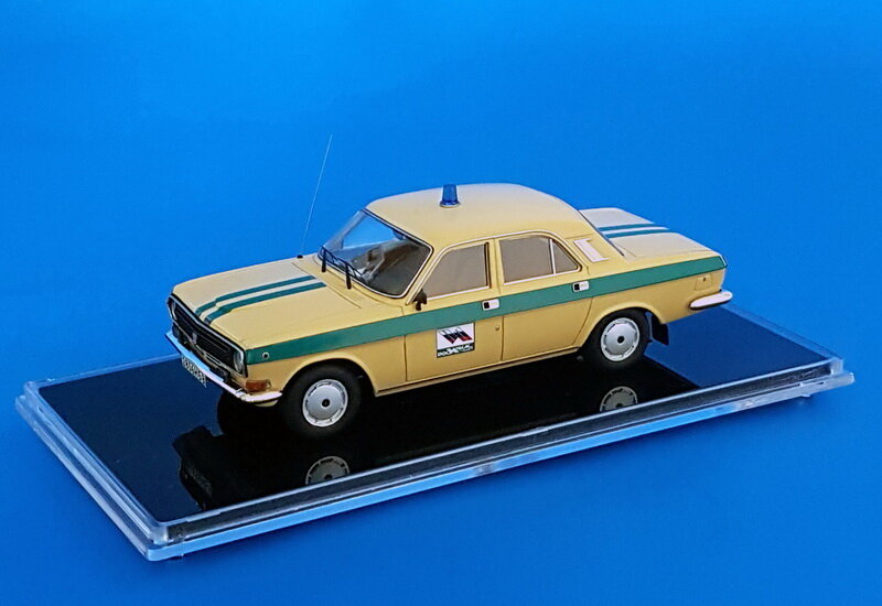 ГАЗ 2410 «Волга» Росинкас Серия: 50 экз.
РРЦ: 13500 руб.