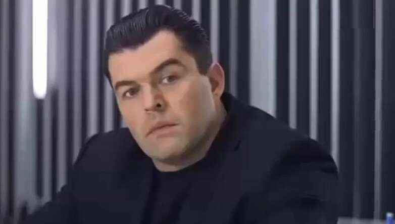    кадр из фильма "След"