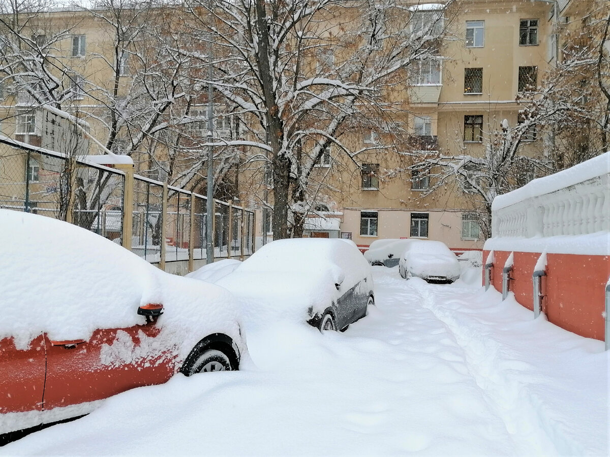 Заснеженная москва