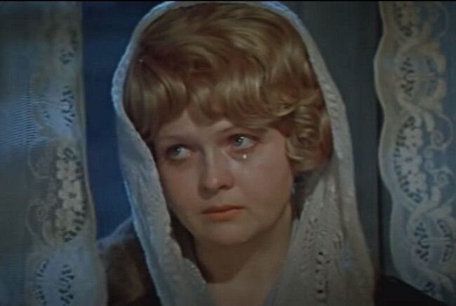 Кадр из фильма «Сладкая женщина» (1976). Скриншот.