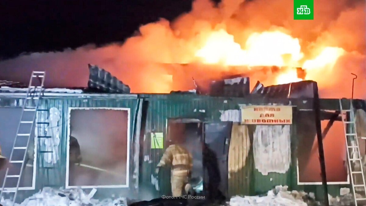    Девять человек погибли при пожаре в доме престарелых в Кемерове