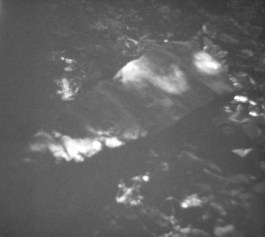 А треугольник при осветлении кадра выходит полностью красным. Поэтому лучше его сделать чёрно-белым