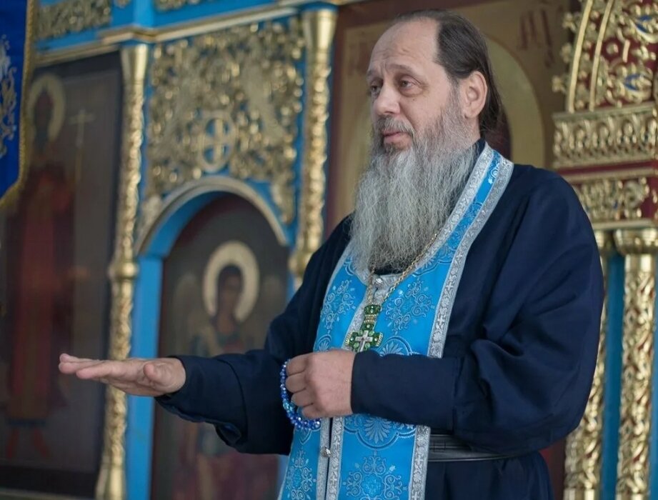 Отец Владимир Головин