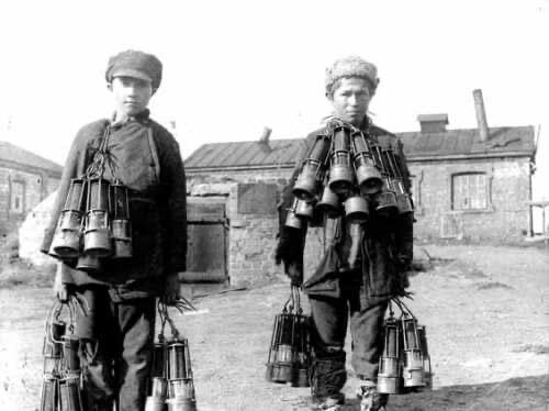 Лампоносы. Источник: museum-nt.ru