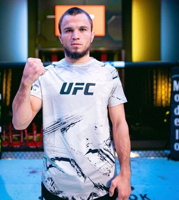    Умар Нурмагомедов.