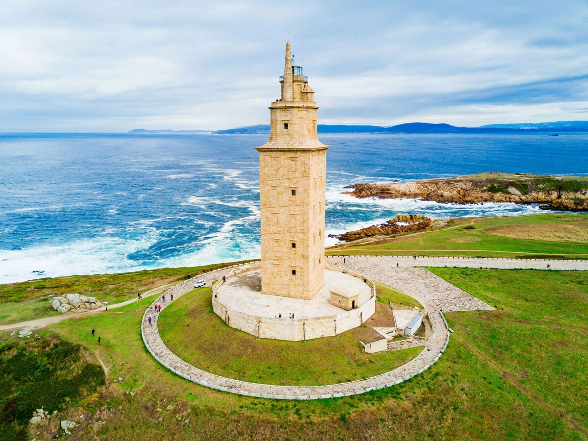 Башня Геркулеса в Ла-Корунье. Источник