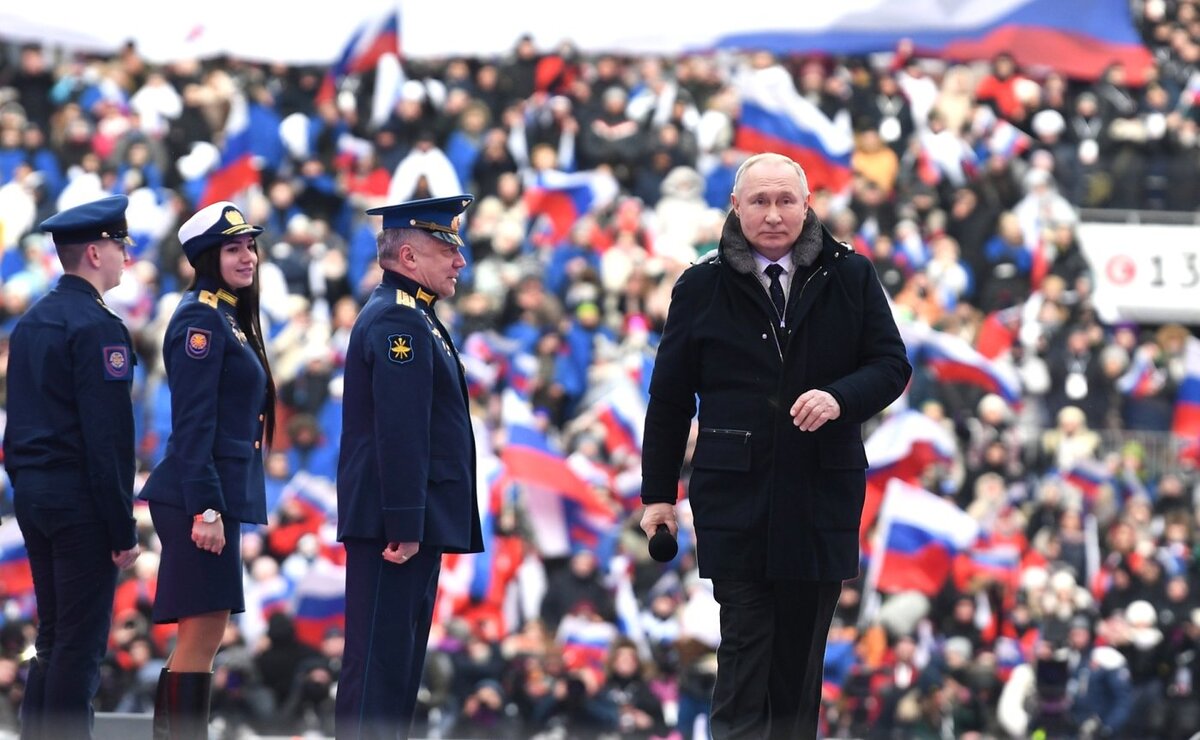    Владимир Путин выступил на митинг-концерт ко Дню защитника Отечества