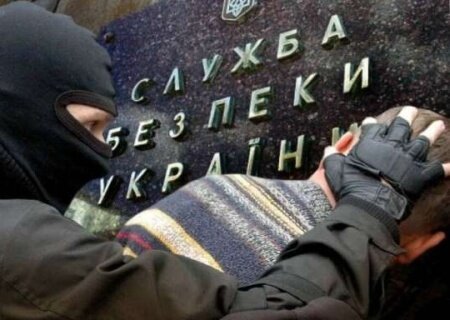    Метаморфозы власти. От военно-полицейского режима Порошенко к фашиствующей диктатуре Зеленского