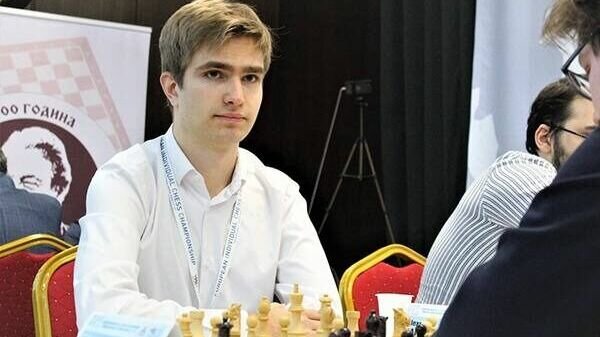     Шахматист из России Алексей Сарана (на фото) на состязаниях в Сербии завоевал титул чемпиона Европы и получил путевку на участие в Кубке мира.