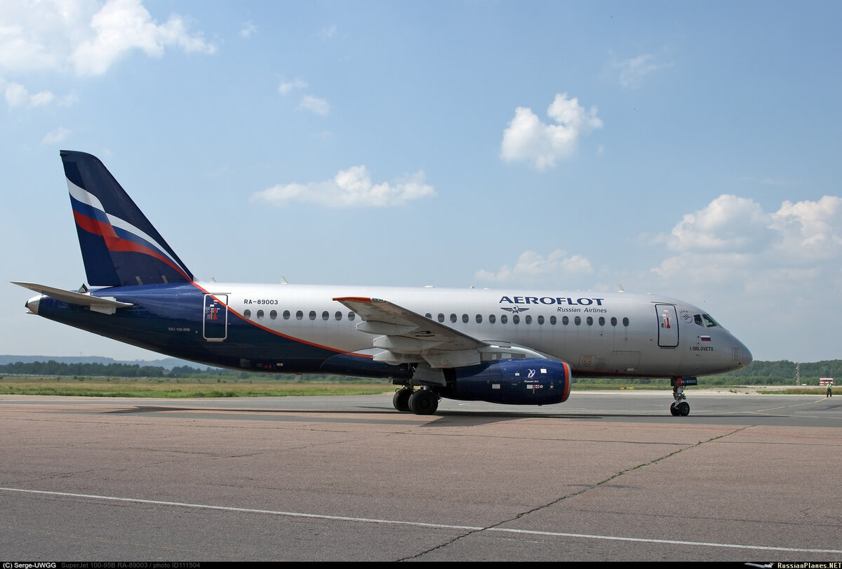 автор указан на фото. https://russianplanes.net/id111504