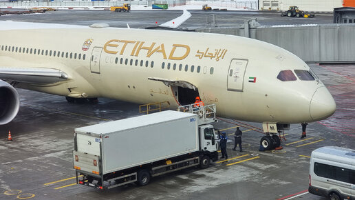 Boeing 787-10 а/к Etihad Airways | Рейс Москва — Абу-Даби